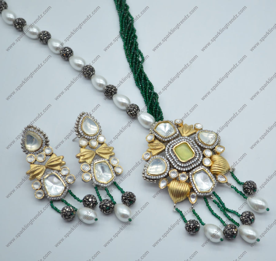 Daul Tone Kundan Ad Studded Pendant Necklace Set Necklaces