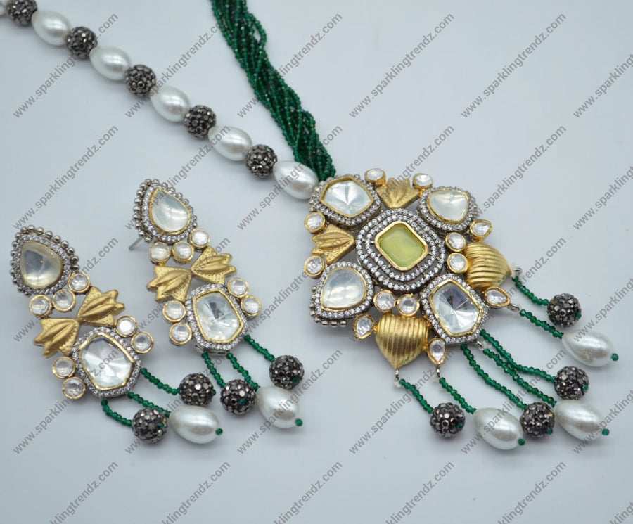 Daul Tone Kundan Ad Studded Pendant Necklace Set Necklaces