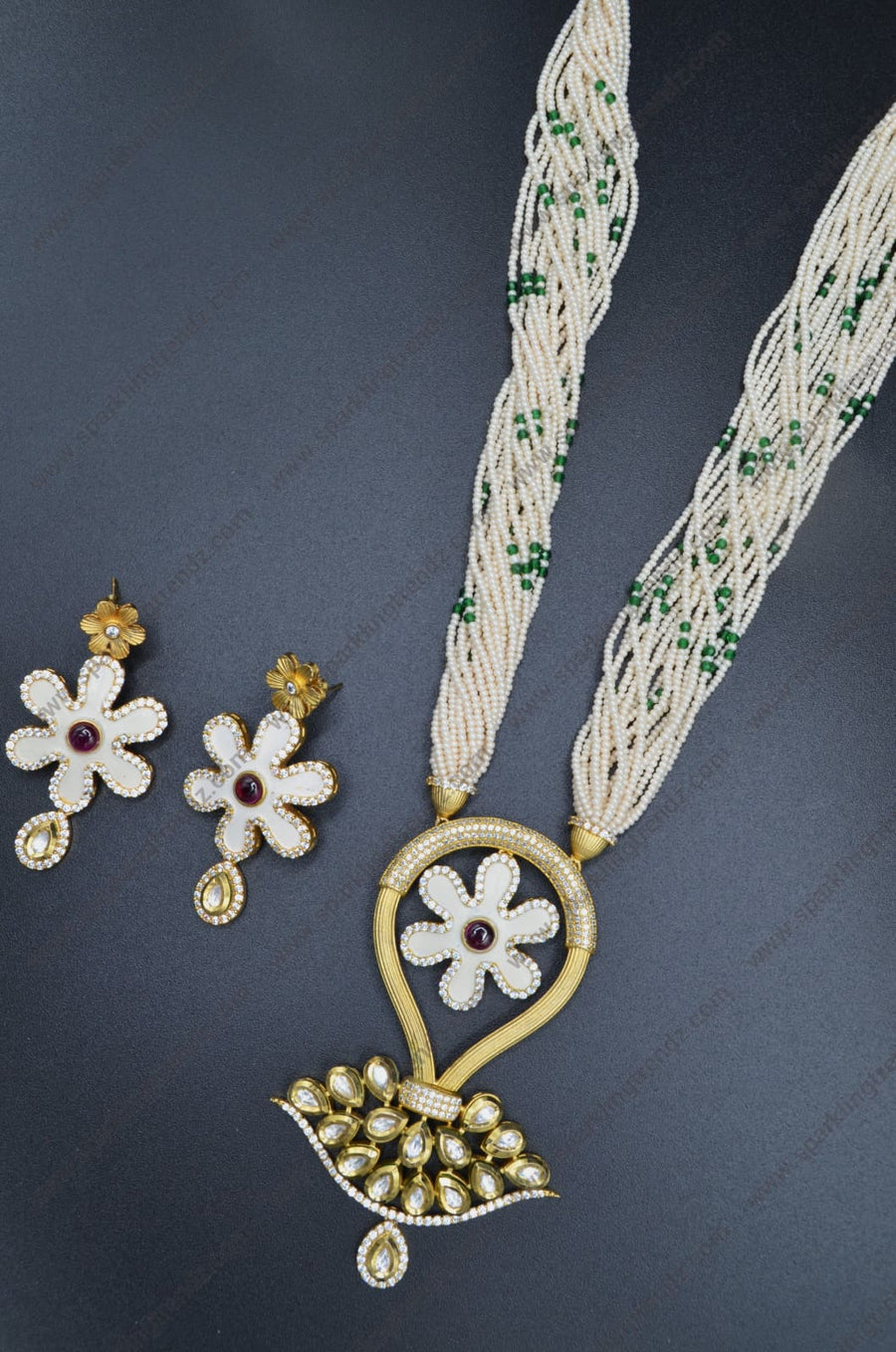 Foiled Kundan Meenakari Centre Flower Pendant Necklace Set Necklaces
