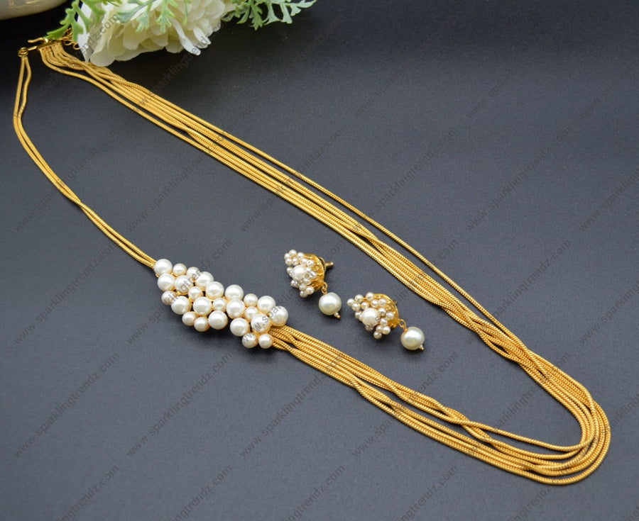 Laina Contemporary Baroque Pearl Necklace Set Necklaces