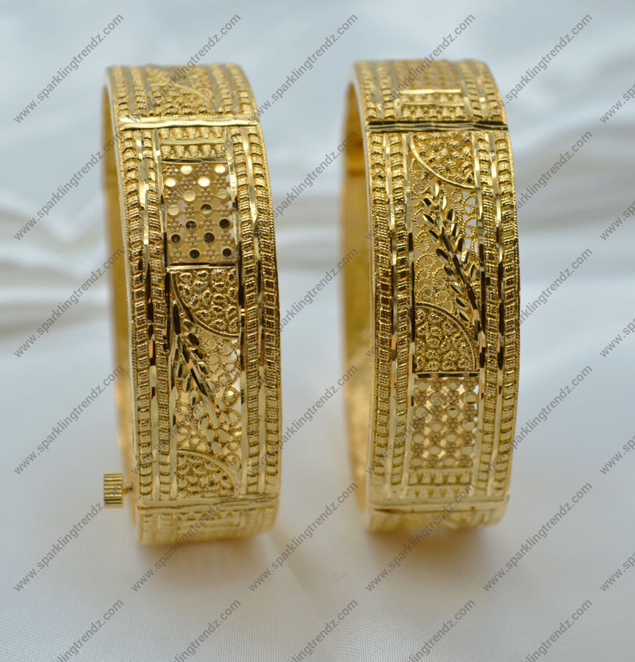 Traditional 1 Gram Gold Plated Openable Kada Set Bangles