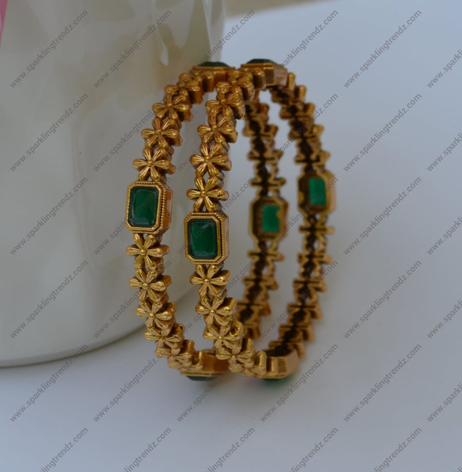 Traditional Statement Bangles Green / 2.4 Inches Bracelets